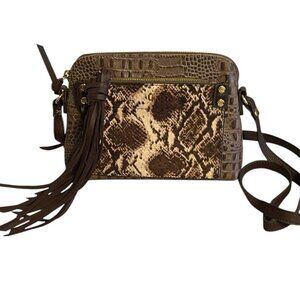 Leather crossbody bag